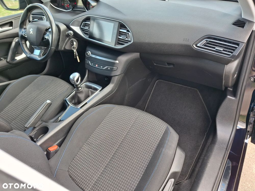 Peugeot 308 PureTech 110 Stop & Start Style - 33