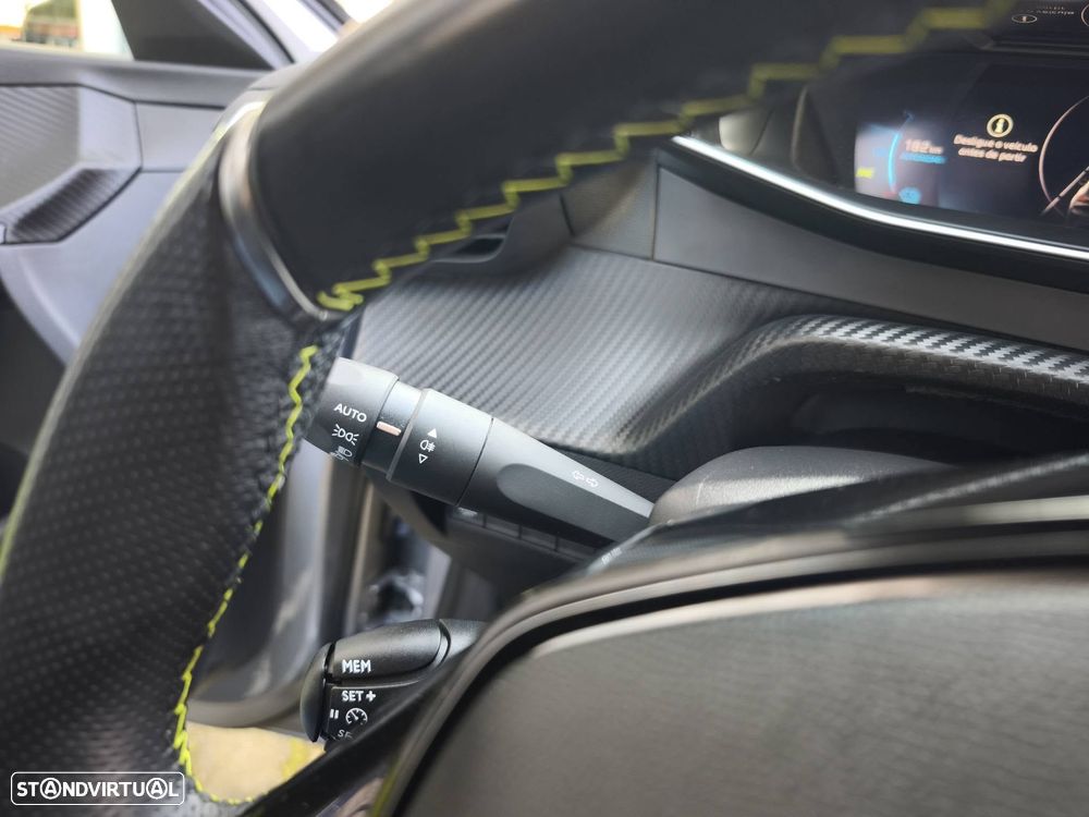 Peugeot e-208 GT Pack - 13