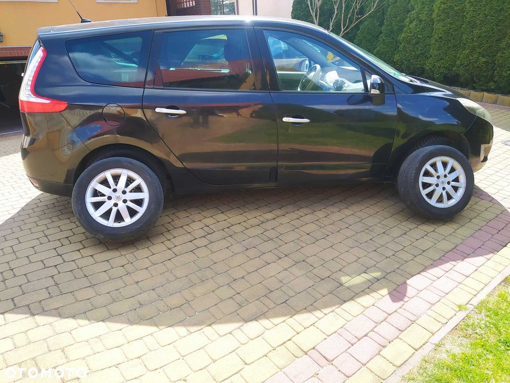 Renault Scenic - 3