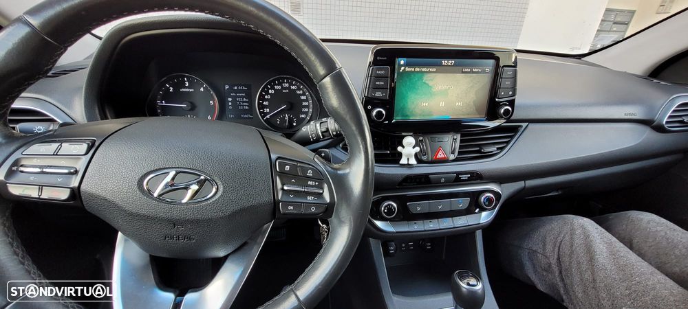 Hyundai i30 SW 1.6 CRDi Style Plus TA 7DCT - 10