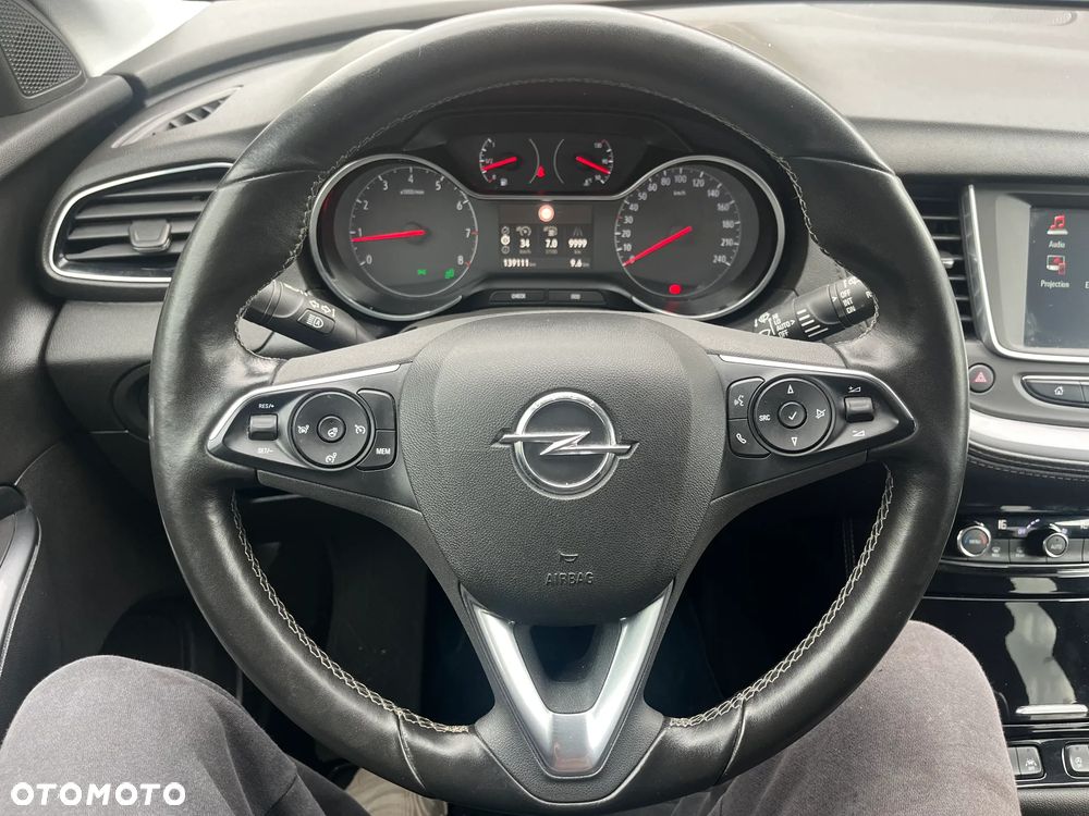 Opel Grandland X 1.2 T Ultimate S&S - 9