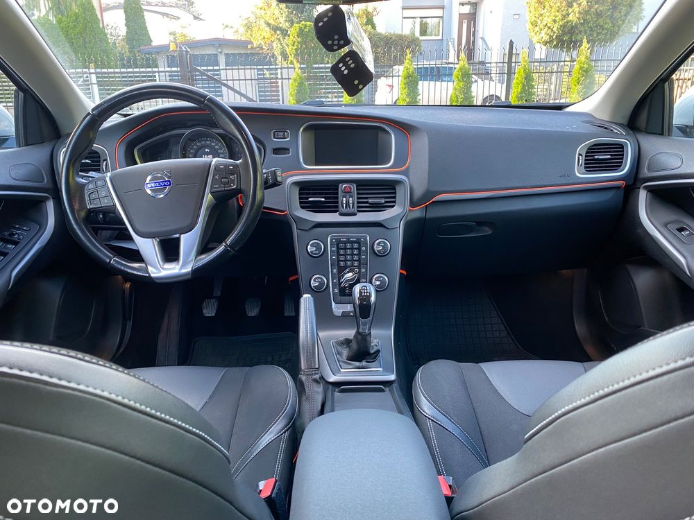 Volvo V40 D2 Kinetic - 10