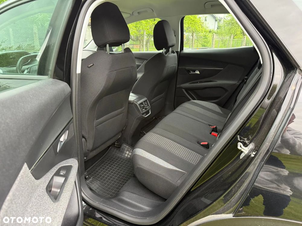 Peugeot 3008 - 11