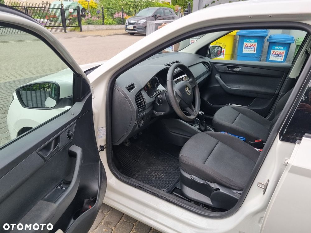 Skoda Fabia - 6