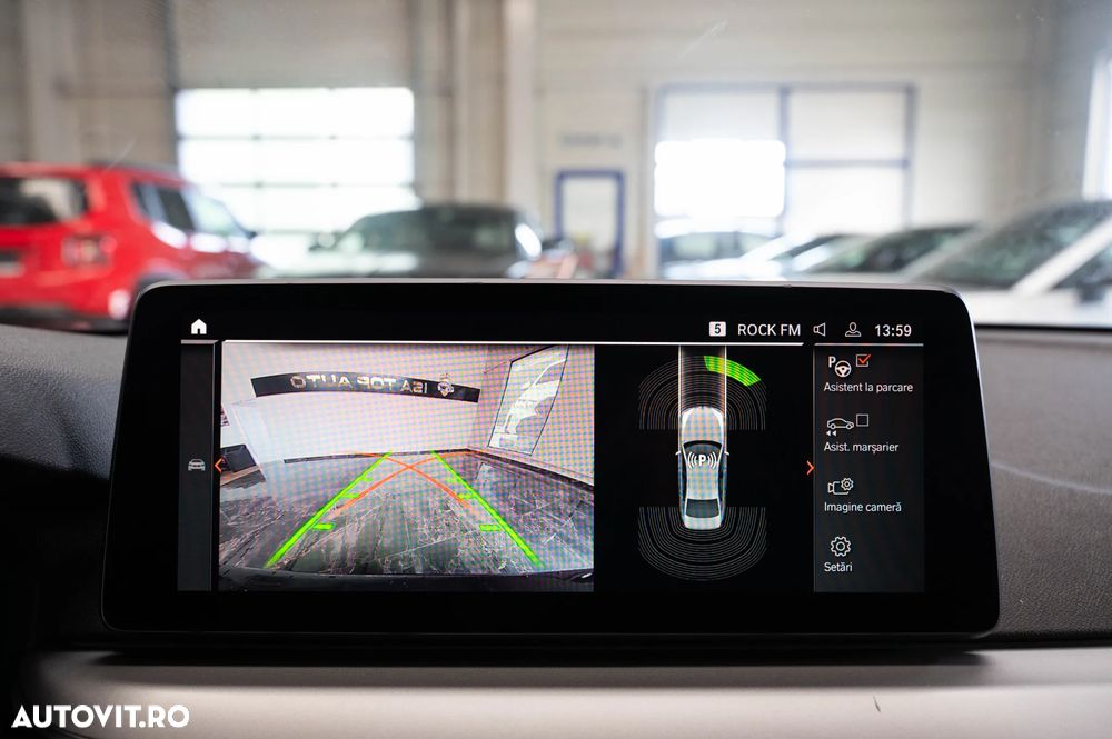 BMW Seria 5 520d Aut. Luxury Line - 14