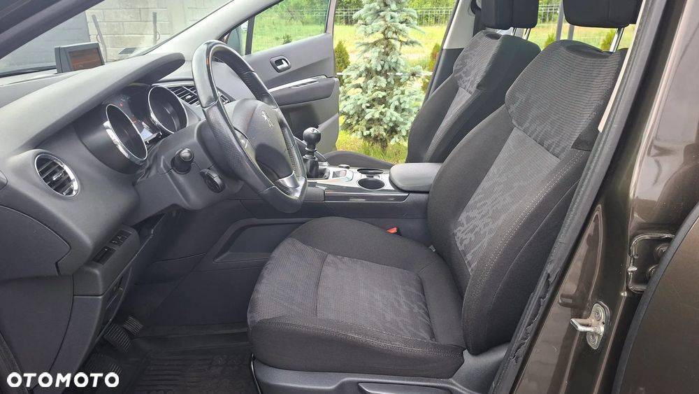 Peugeot 3008 HDi FAP 110 Premium - 8