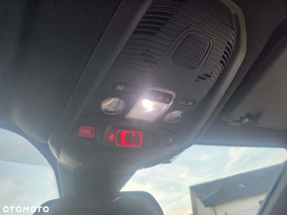 Peugeot 3008 1.6 THP Allure S&S EAT6 - 18