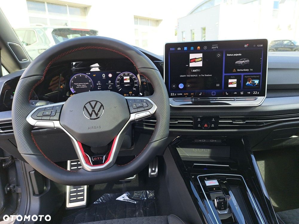 Volkswagen Golf - 14