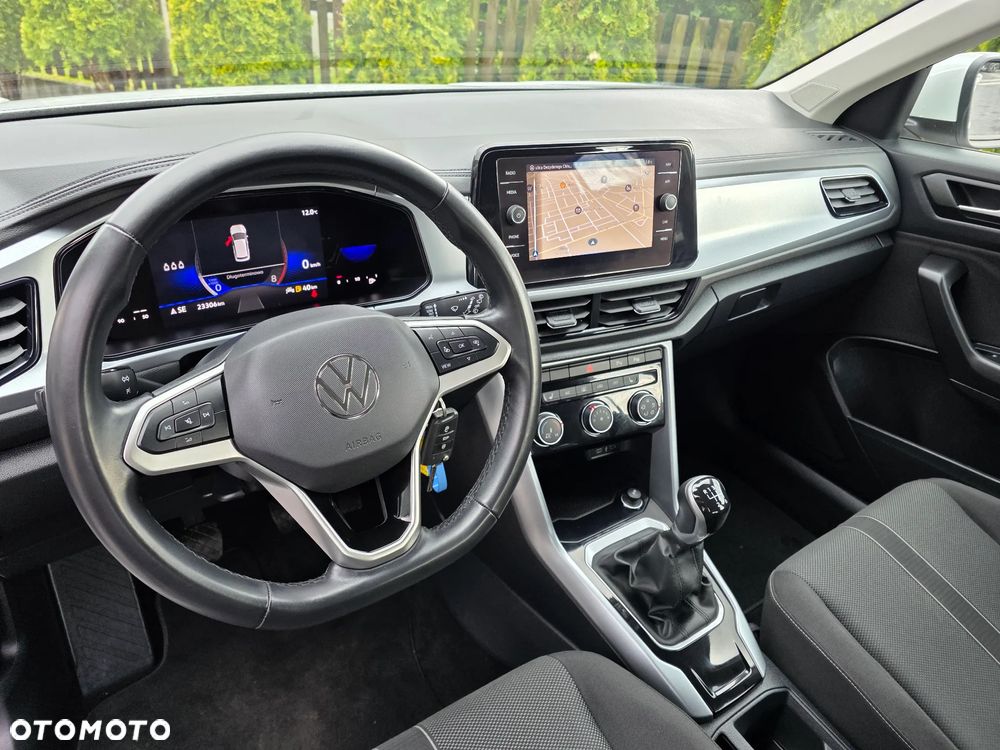 Volkswagen T-Roc - 18