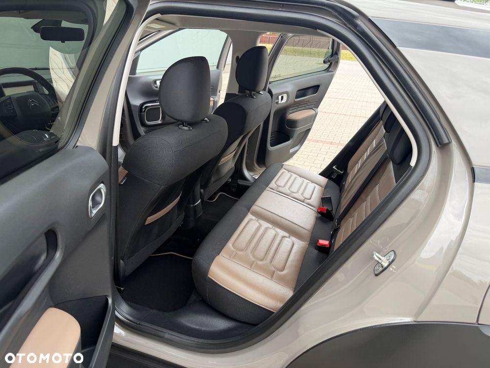 Citroën C4 Cactus 1.2 PureTech Shine Edition S&S - 23