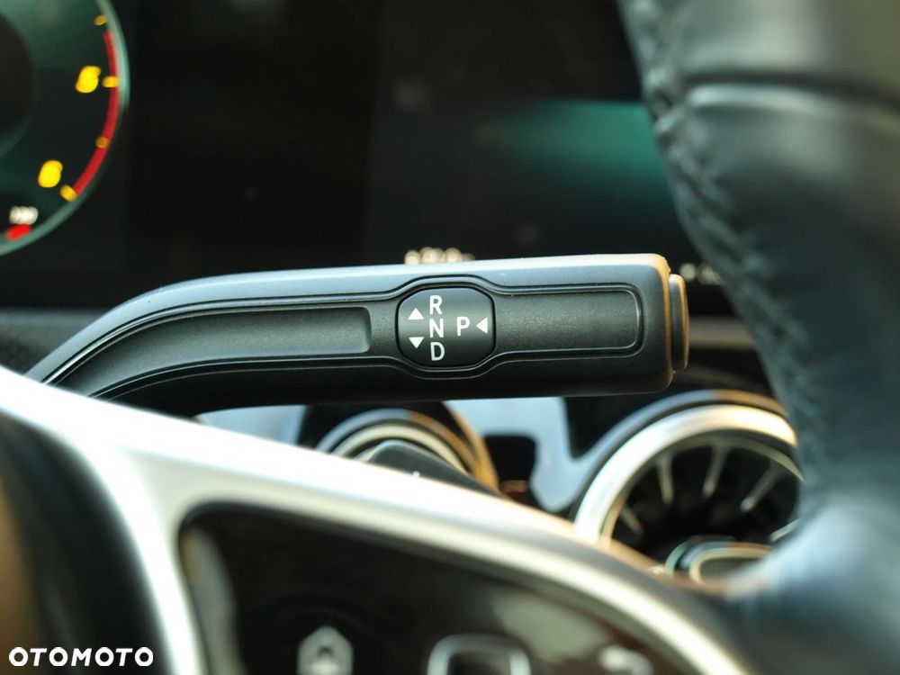 Mercedes-Benz CLA 220 d 8G-DCT - 22