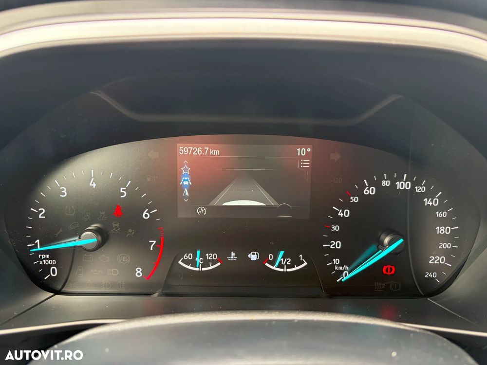 Ford Focus 1.0 EcoBoost Titanium Business - 13