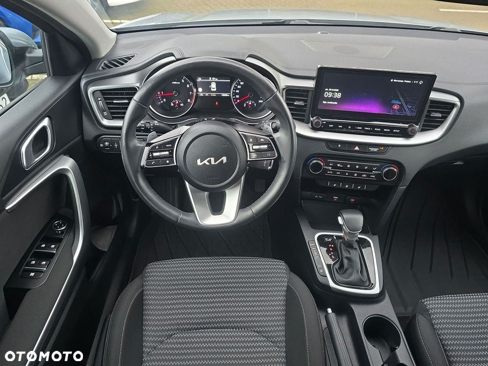 Kia XCeed - 13