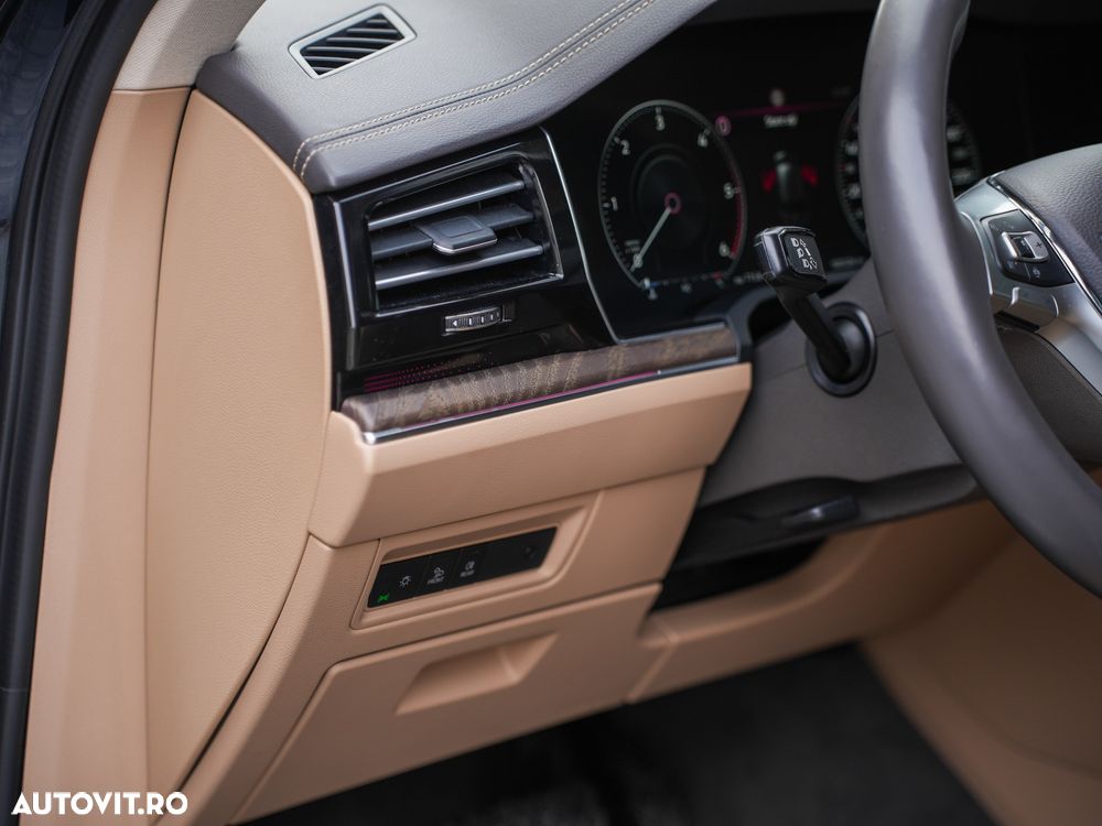 Volkswagen Touareg V6 TDI Atmosphere - 31