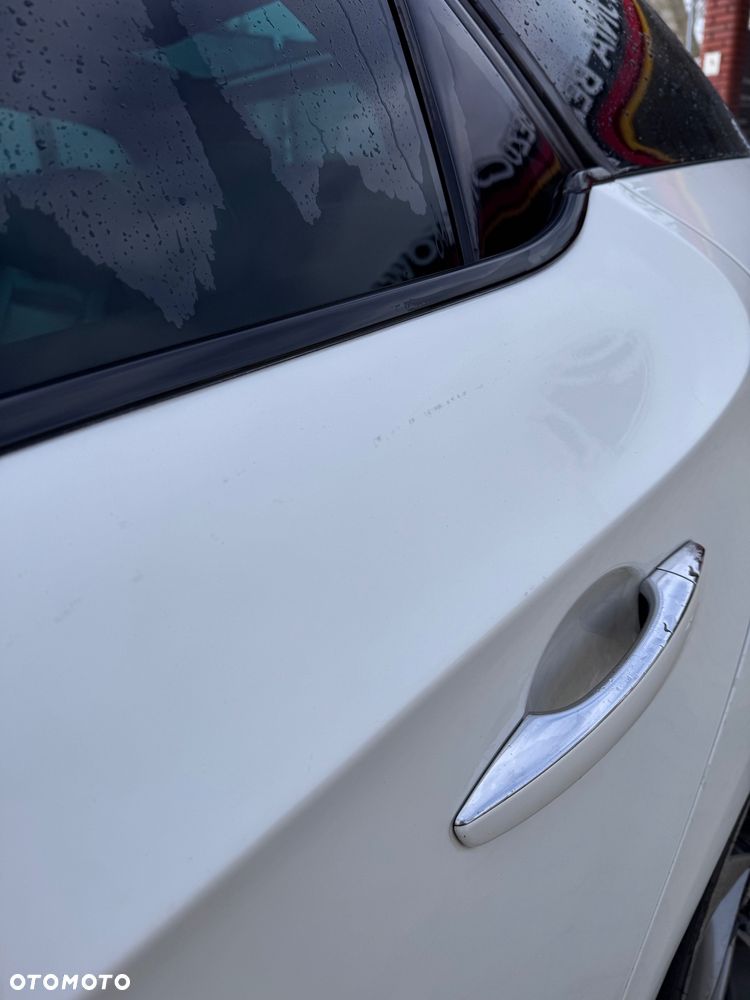 Citroën DS5 HDi 165 SportChic - 8