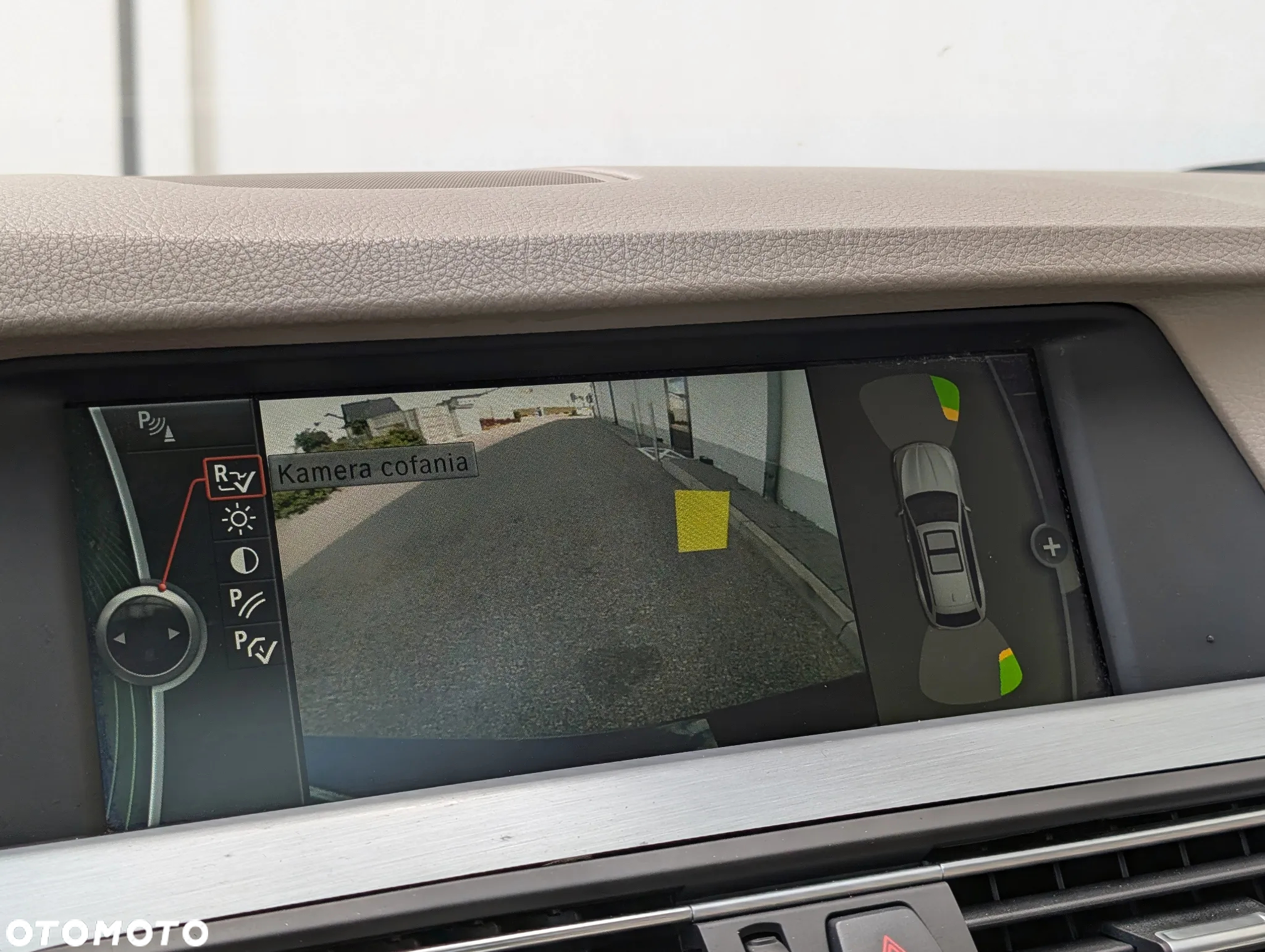 BMW Seria 5 530d Touring - 15
