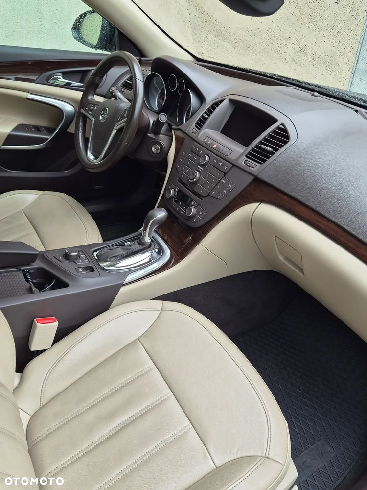 Opel Insignia 2.0 T Cosmo 4x4 - 1