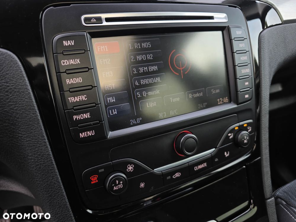 Ford S-Max 2.0 TDCi Titanium - 23