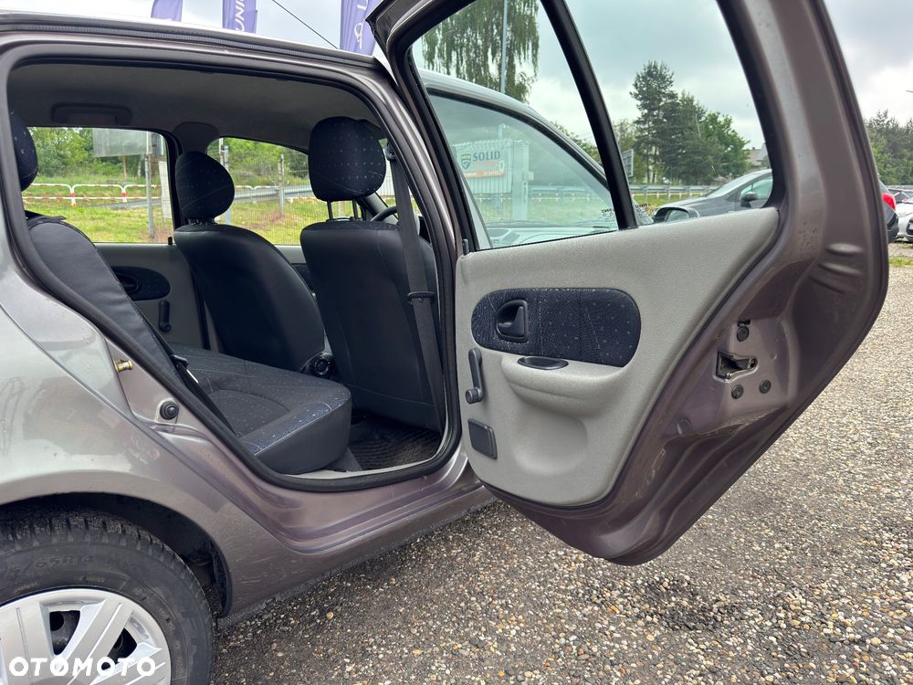 Renault Thalia 1.5 dCi Expression - 29