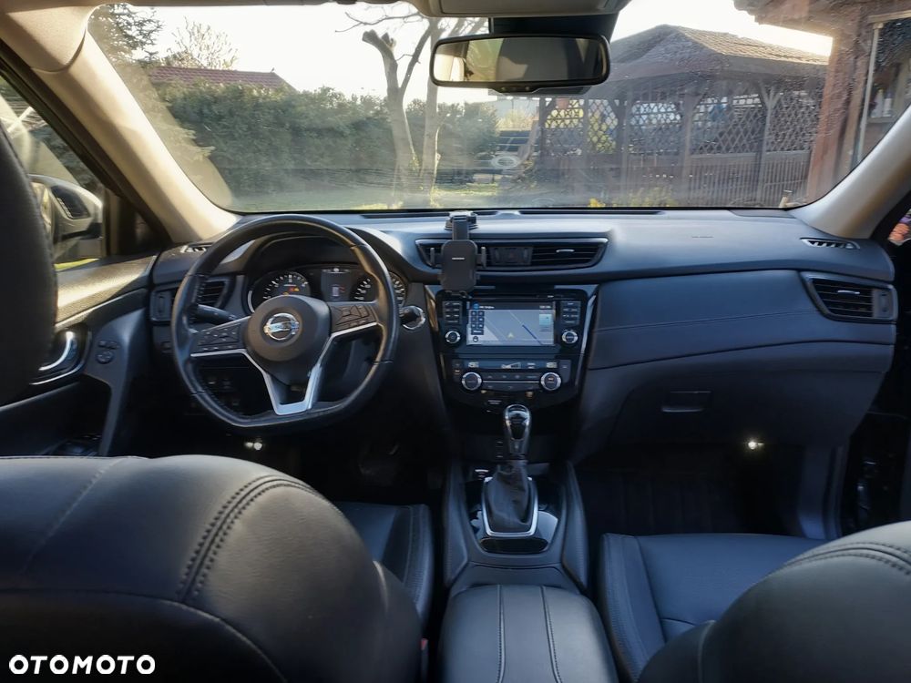 Nissan X-Trail 2.0 dCi Tekna 4WD Xtronic - 11