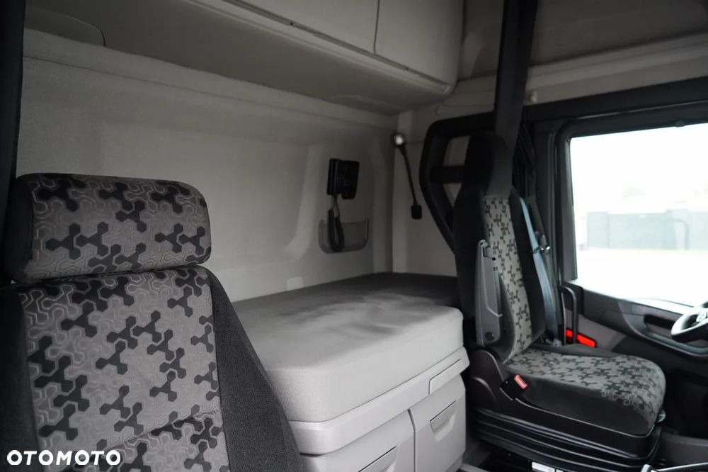 Scania R 450 / RETARDER / KLIMATYZACJA POSTOJOWA / CAŁA NA PODUSZKACH / EURO 6 - 35