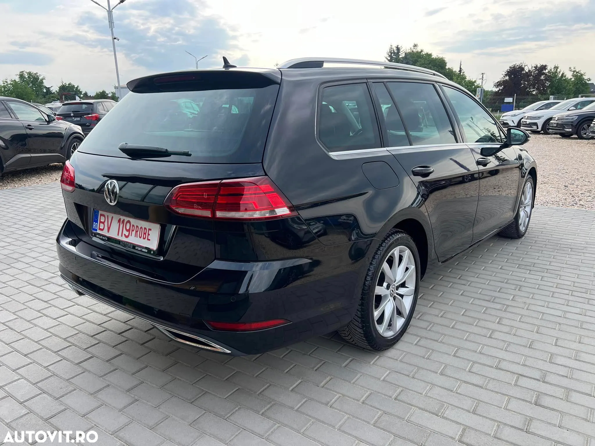 Volkswagen Golf 2.0 TDI DSG Highline - 2
