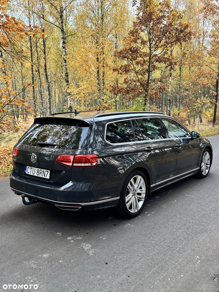 Volkswagen Passat - 4