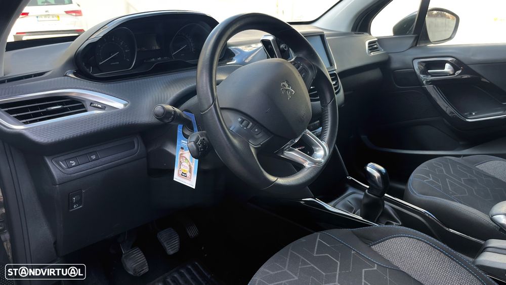 Peugeot 2008 PureTech 82 Allure - 7