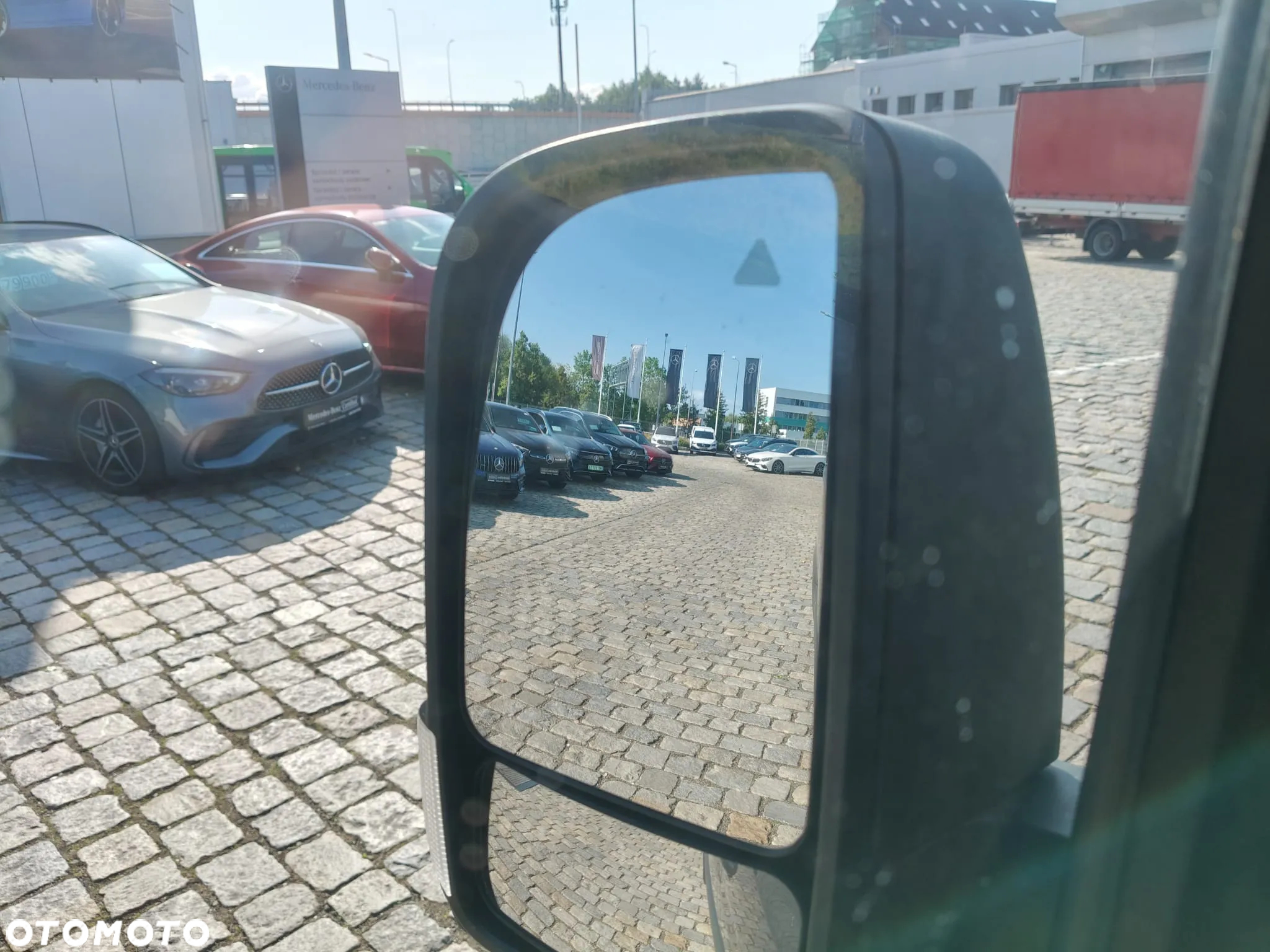 Mercedes-Benz Sprinter 319 Furgon L4H2 - 28