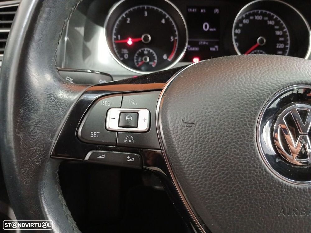 VW Golf Variant 1.6 TDi Confortline - 16