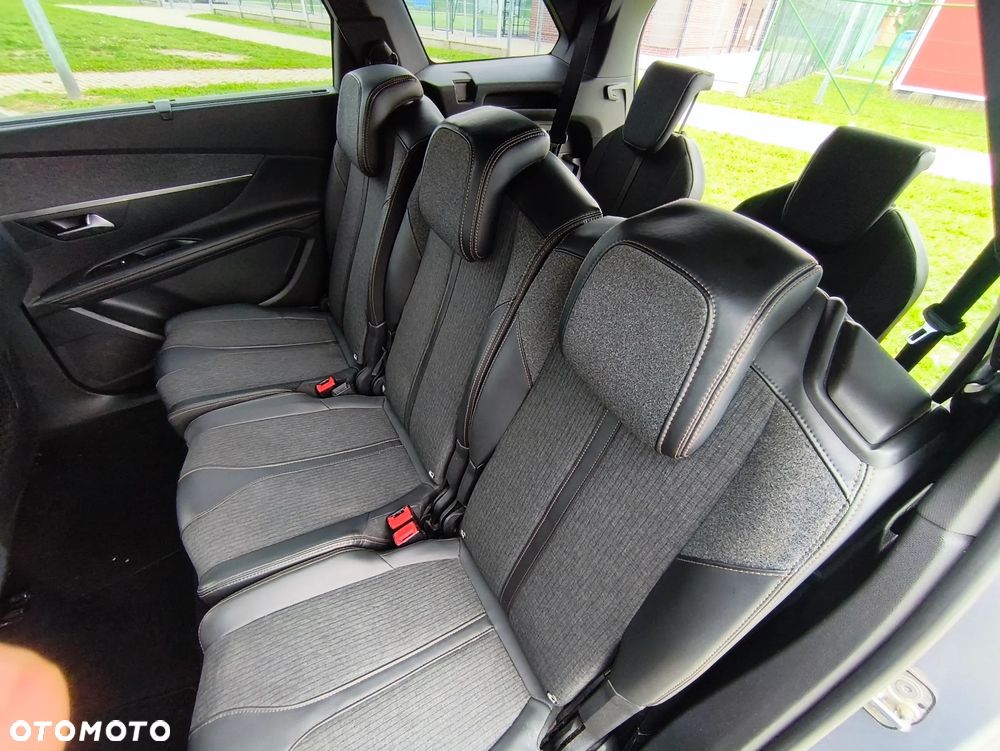 Peugeot 5008 THP 165 EAT6 Stop & Start Allure - 29