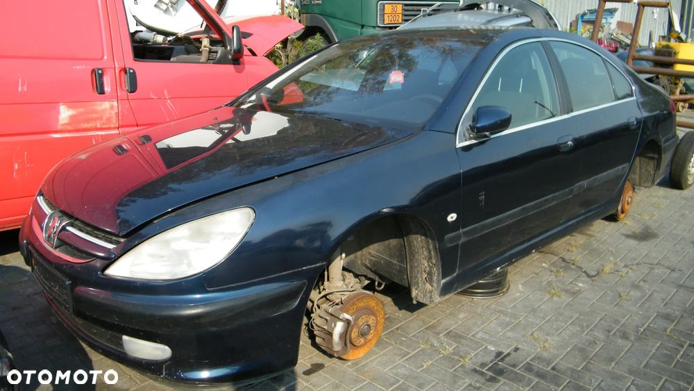 Peugeot 607 (99-04r.) 2.2 HDI 133KM. Silnik DW12TED4 Skrzynia 20LM03 lakier KMP. Cały na części. GWARANCJA !!!  Przód Tył Zestaw Komplet Drzwi Klapa Zderzak Błotnik Maska Grill Atrapa Szyba Pas Lampa Lusterko Boczki Fotel Kanapa Kokpit Deska Rozdzielcza Przełącznik Włącznik Sterownik Przewody Wiązka Instalacja Moduł Komputer Czujnik Listwa Pompa Alternator Wtryski Głowica Rozrusznik Kompresor Sprzęgło Dwumas Silnik Skrzynia ABS Klimatyzacji Paliwa Wspomagania Kolektor Turbina Przepustnica Zawór Chłodnica Koło Hak Belka Sanki Zawieszenie Mcpherson Półoś Amortyzator Wydech Tłumik Zacisk Most - 4