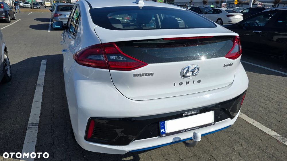 Hyundai IONIQ Hybrid Platinum - 6