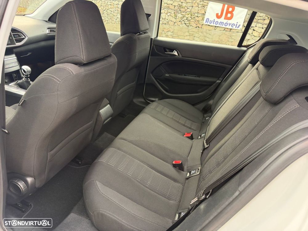 Peugeot 308 1.6 BlueHDi Allure - 13