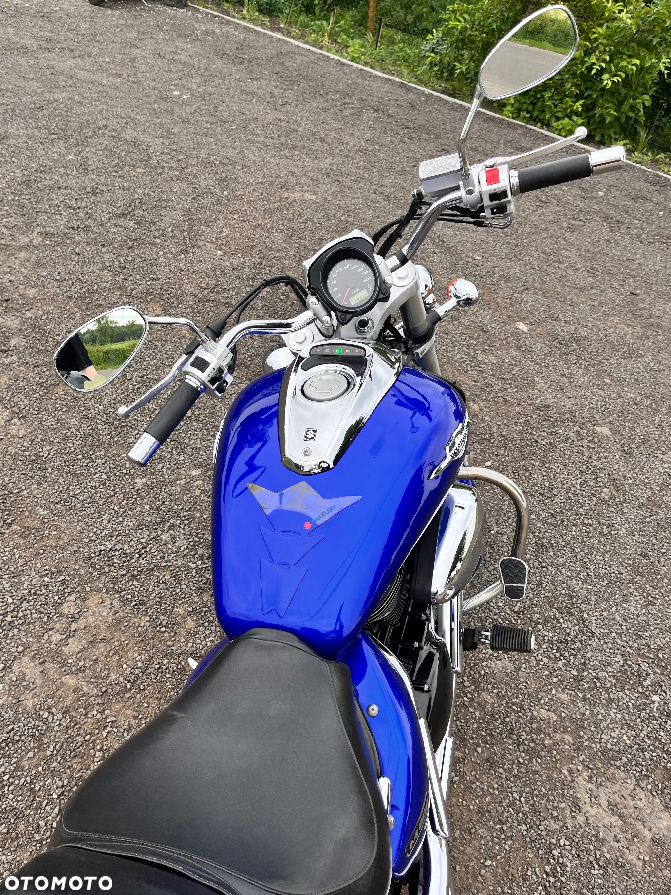 Suzuki Intruder - 7