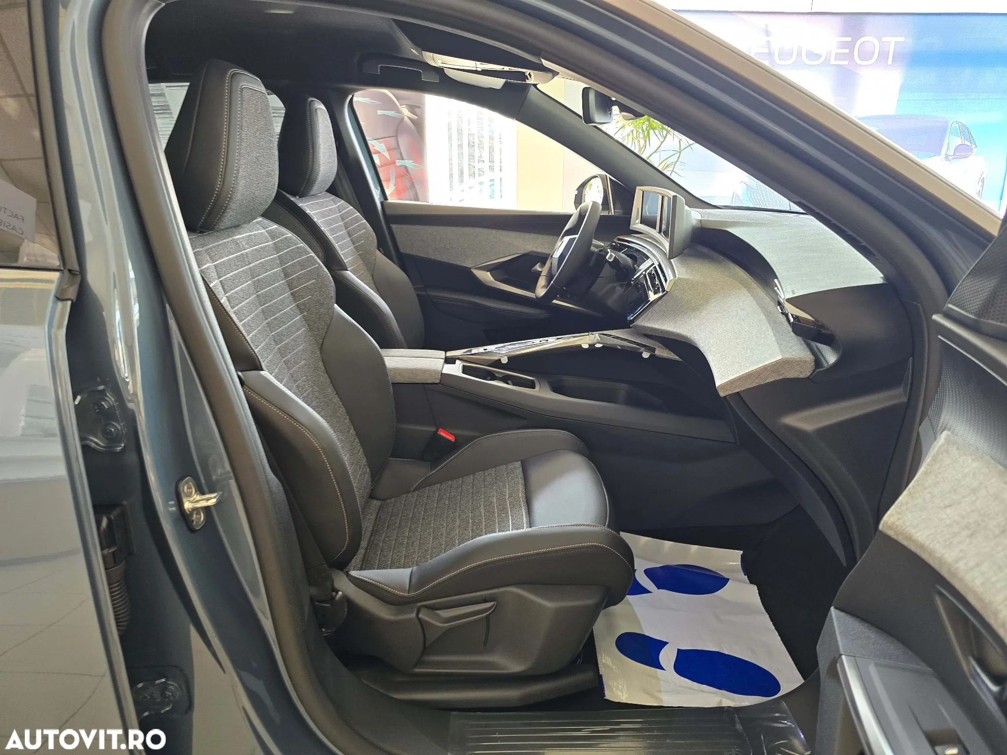 Peugeot 3008 1.2 MHEV 136 e-DCS6 Allure Pack - 15