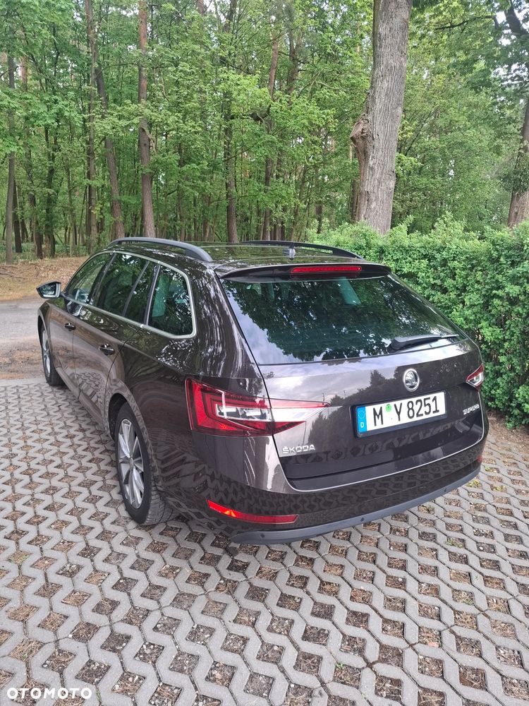 Skoda Superb 1.4 TSI ACT DSG Ambition - 11