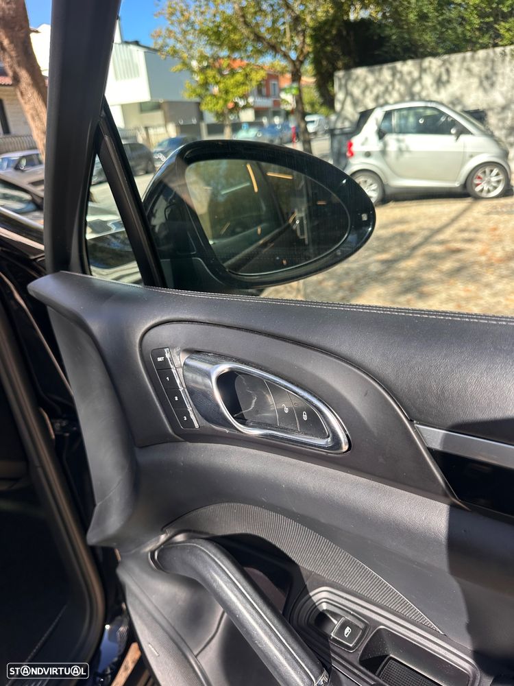 Porsche Cayenne Platinum Edition - 14