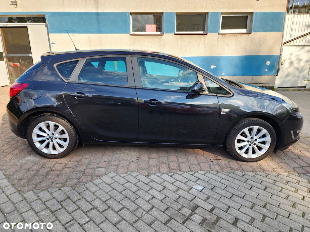 Opel Astra 1.4 Turbo 150 Jahre - 6