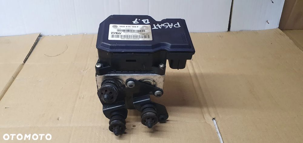 Pompa sterownik ABS VW Passat B7 3AA614109F - 2