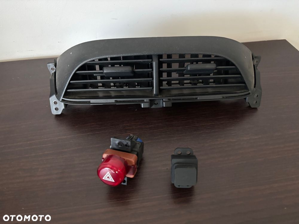 kratka Środkowa Honda jazz III    (142/1) - 2