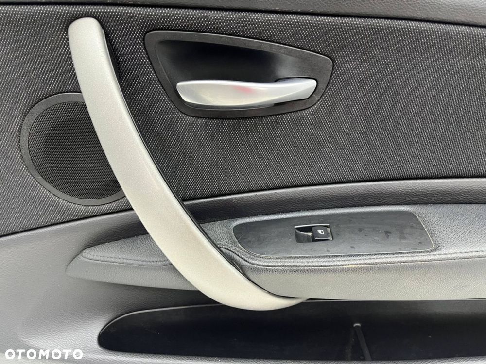 Tapicerka BMW E81 3Drzwi E82 Coupe 04-11r. boczek drzwi prawych przednich pasażera prawy przód - 4