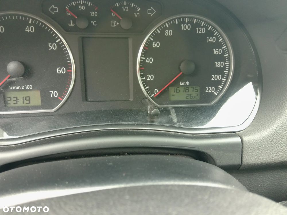 Volkswagen Polo 1.4 Highline - 13