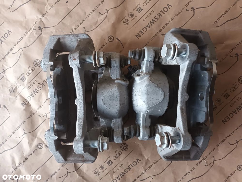 Zacisk hamulcowy przód Audi A6 C7 4G Lift TRW 0508/A 4G0105BM 4G0106BM 28km - 10