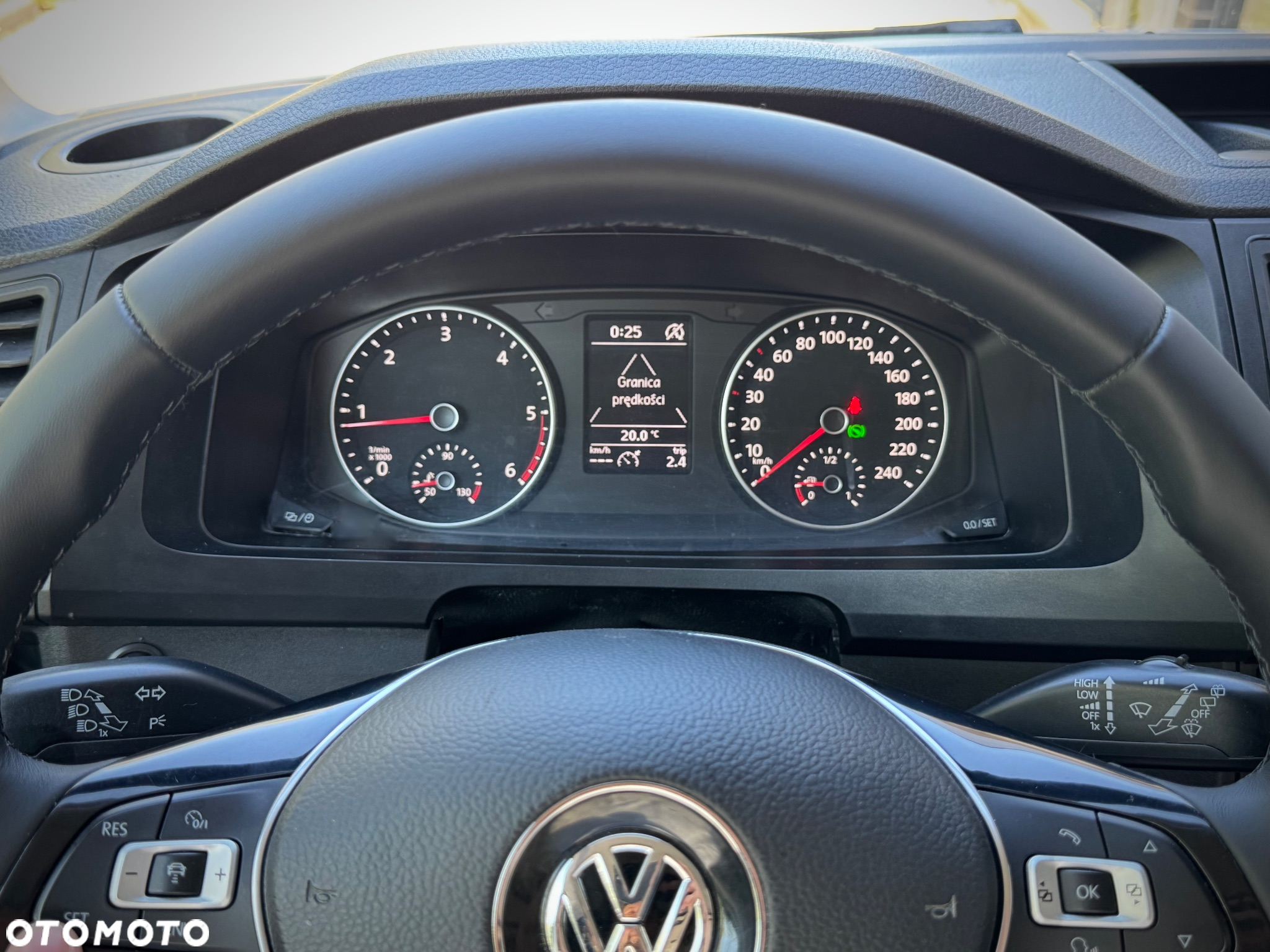 Volkswagen Transporter - 32