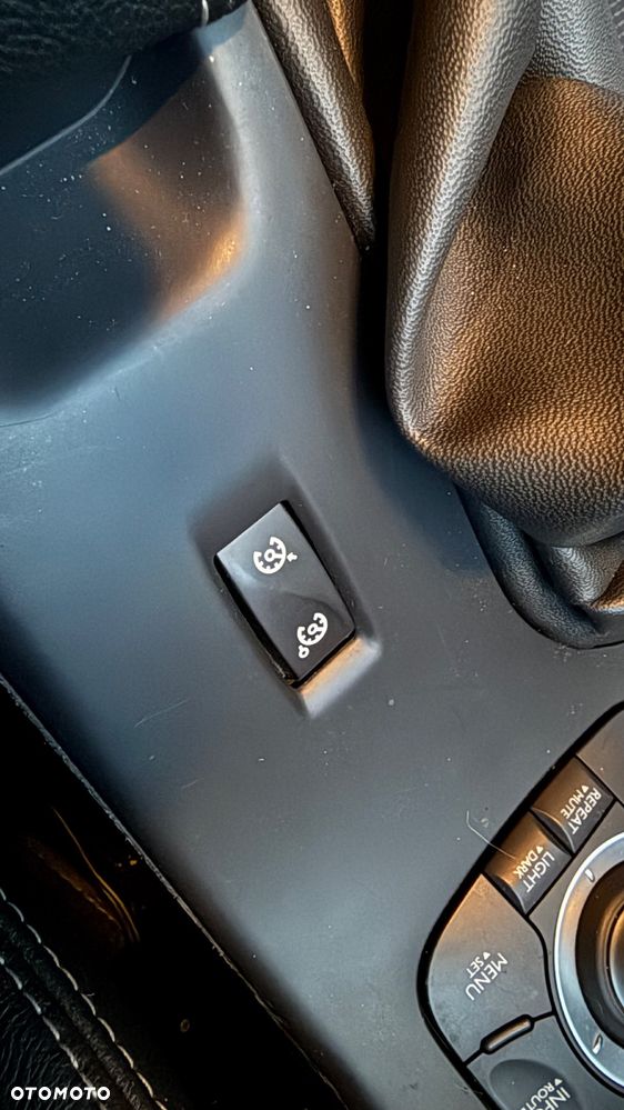 Renault Megane TCe 180 GT - 25