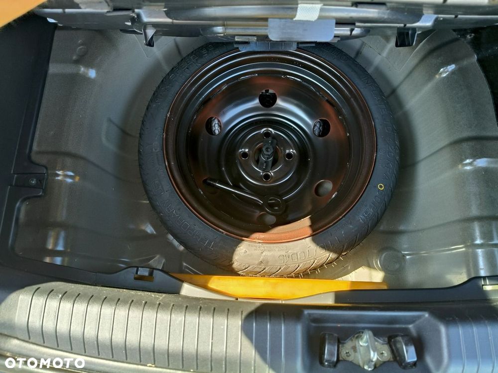 Hyundai i20 - 13