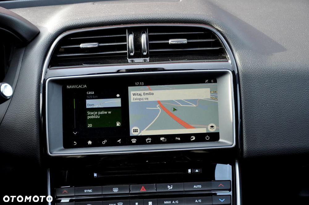 Jaguar XE 2.0 D AWD R-Sport - 32