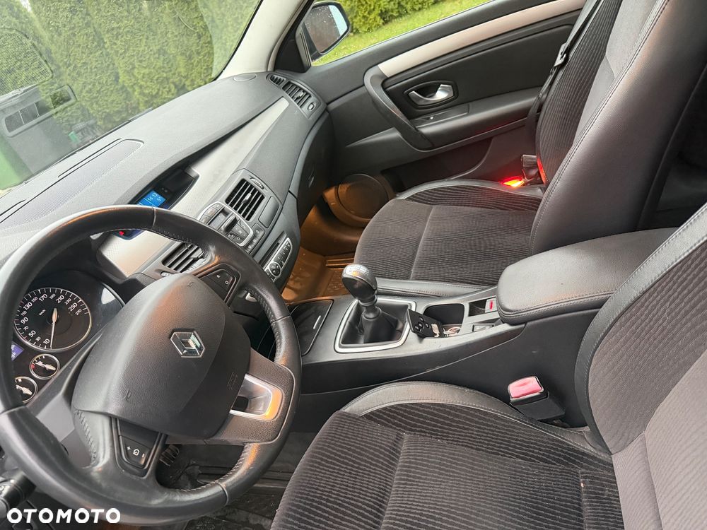 Renault Laguna 2.0 dCi Privilege - 24