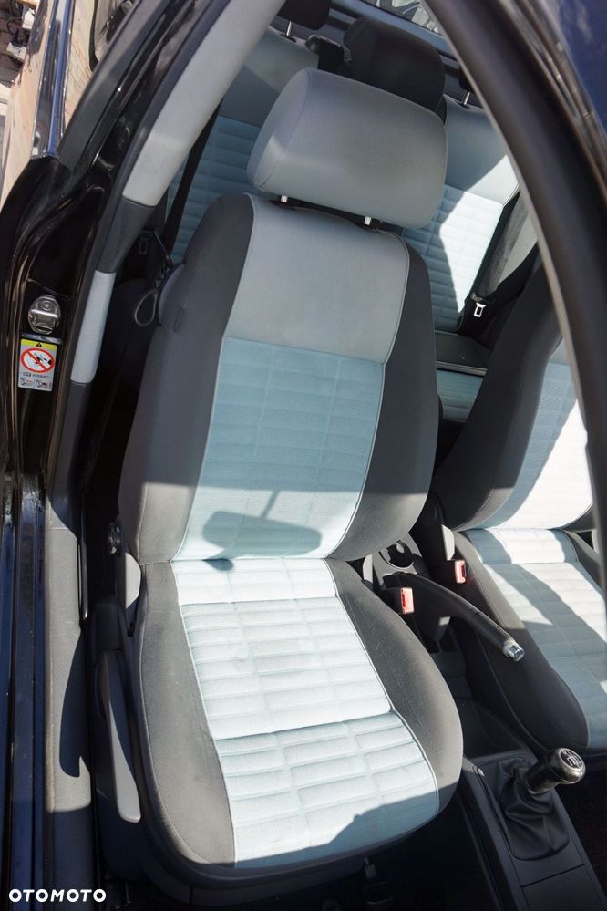 FOTEL PRZEDNI PRAWY POLO IV 9N LIFT 3D HB  VOLKSWAGEN 2004-2009 - 1